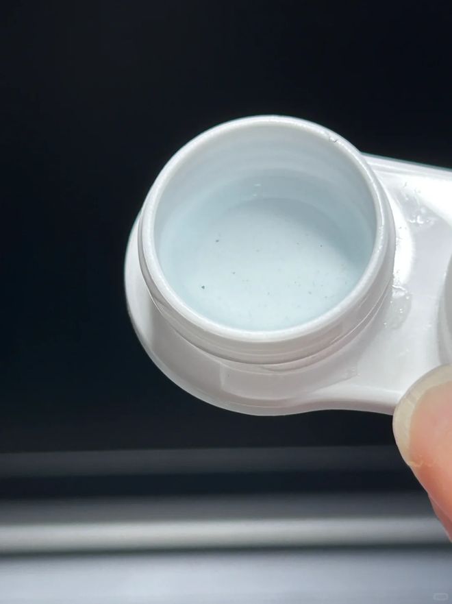 镜护理液”还有妙用！真是让人大开眼界冰球突破豪华版没想到过期的“隐形眼(图4)