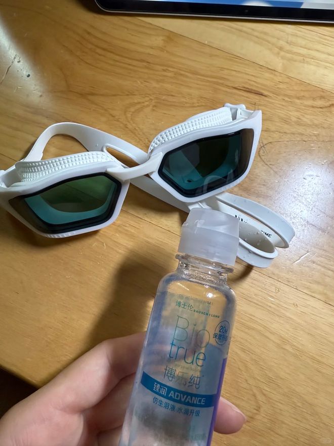 镜护理液”还有妙用！真是让人大开眼界冰球突破豪华版没想到过期的“隐形眼(图9)