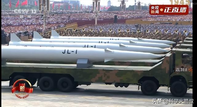 阅兵中那些尖端的空天武器冰球突破豪华版手机版聊聊(图9)