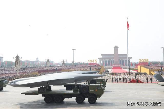 阅兵中那些尖端的空天武器冰球突破豪华版手机版聊聊(图12)